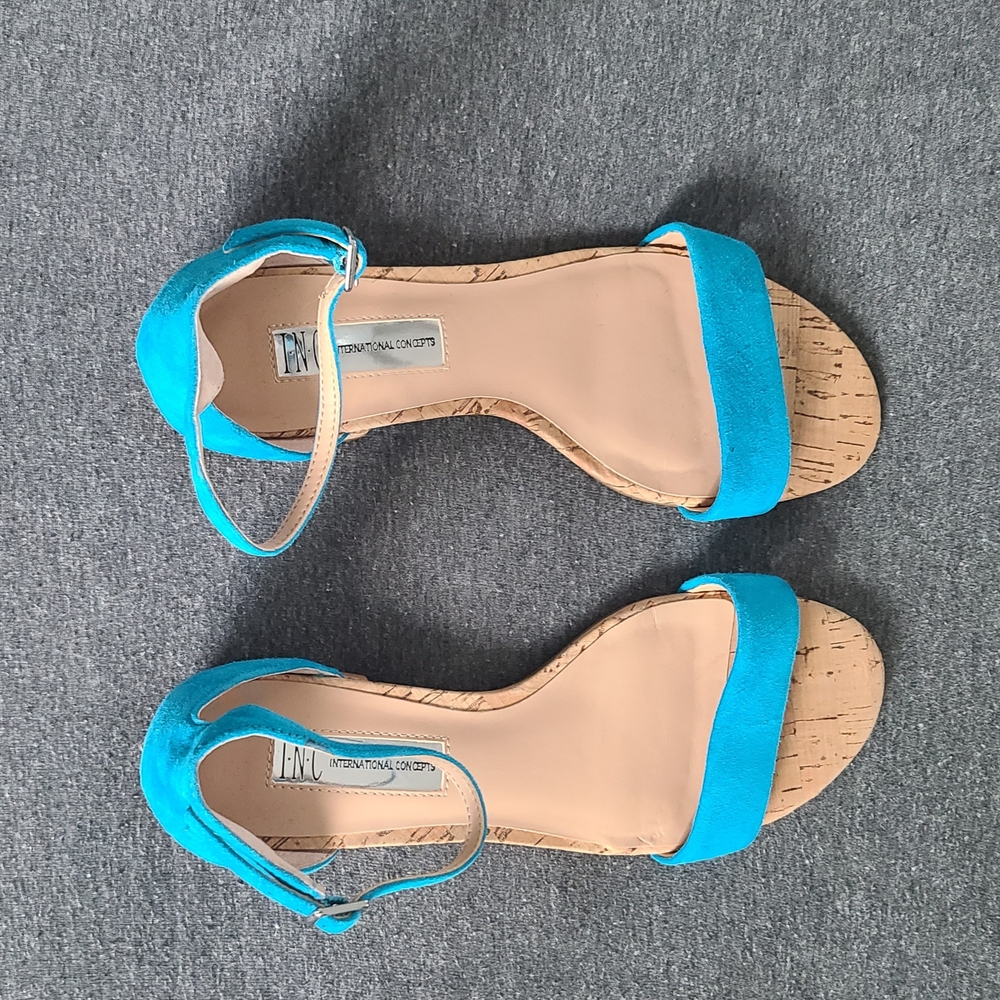 NWOT I.N.C. Blue Sandals